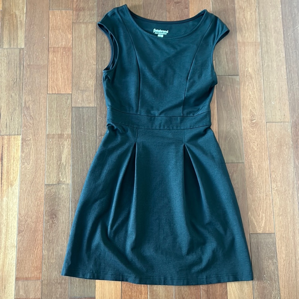 Betabrand charcoal Cap-Sleeve Dress - bin 1